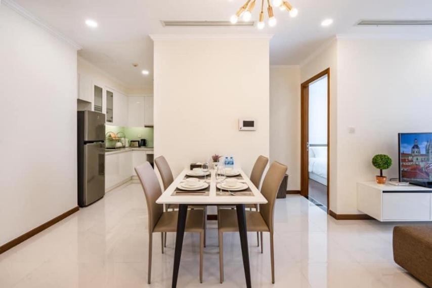 Vinhomes Landmark 81 - Christine Home Хошимин Экстерьер фото